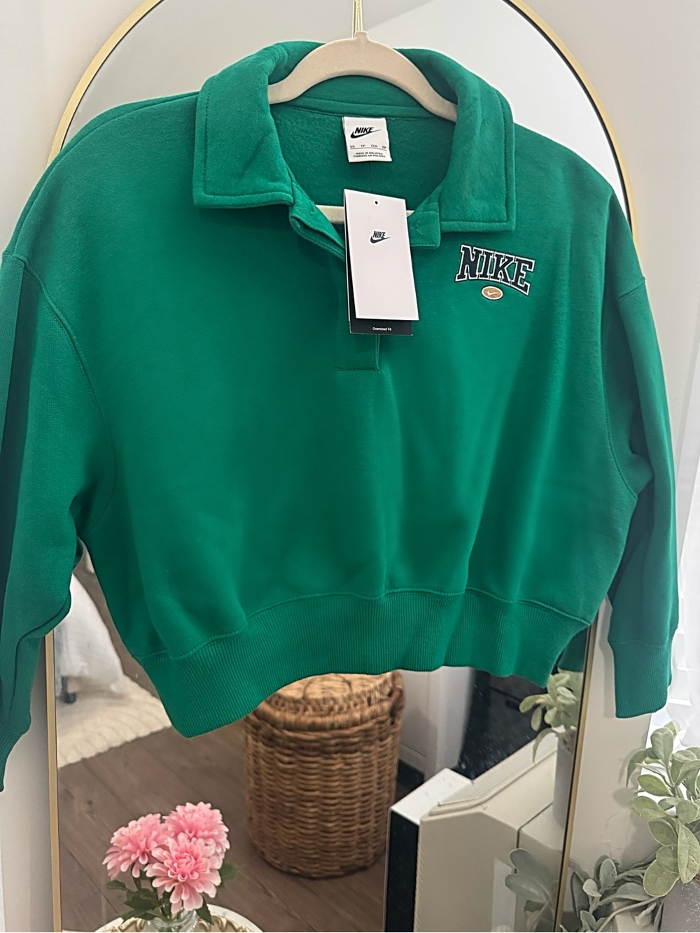 Nike Women's XS Phoenix Cropped Pullover NWT - Green